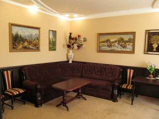 Гостиница Арго Симферополь Люкс трехкомнатный-1